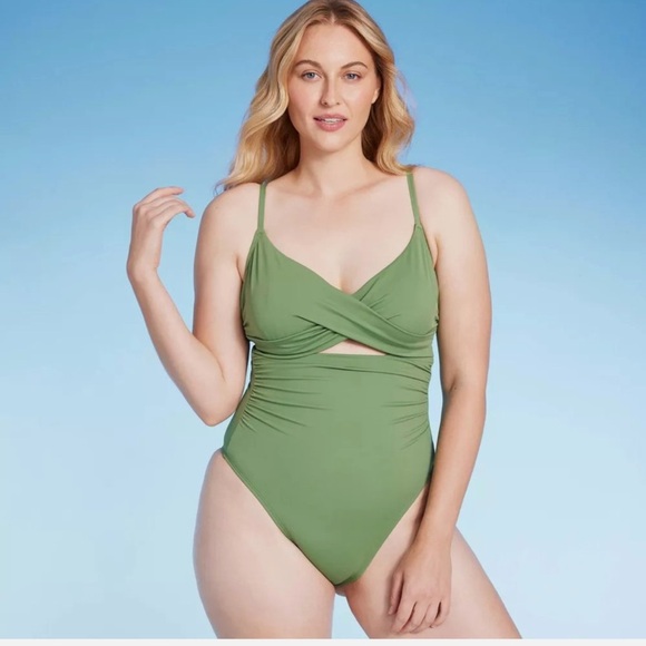 Shade & Shore Women's Cheeky One Piece Swimsuit Swimwear Green 
Underwire 🆕 - Picture 1 of 4